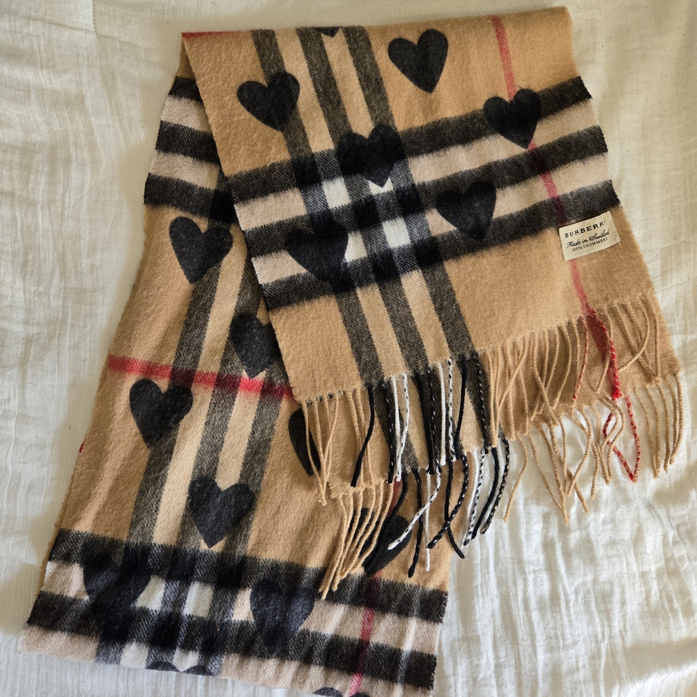 Burberry Tan and Black Heart Check Scarf